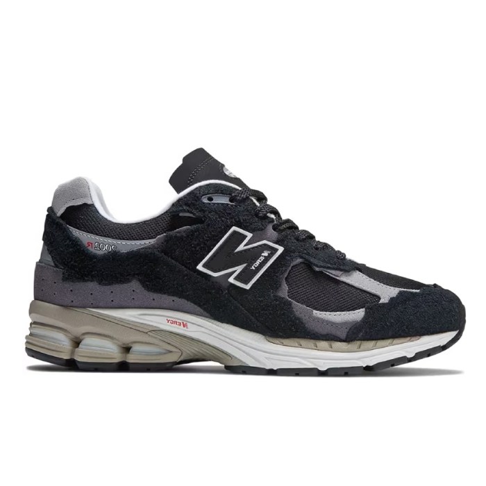 New balance men's 2002r has fashion sneaker